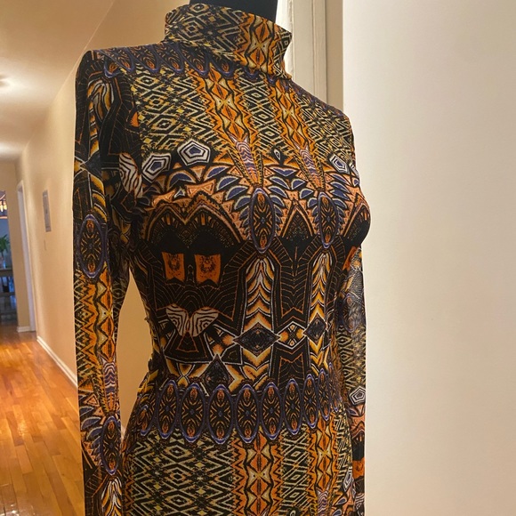 Bodysuit- Sheer M/L - Picture 5 of 9